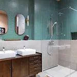 Bed & Breakfast Maison Groleau 4*