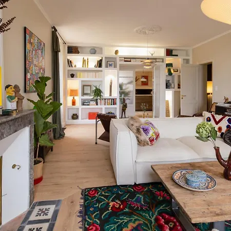 Maison Groleau לינה וארוחת בוקר 4*