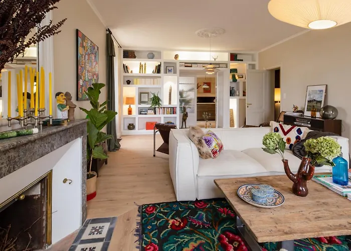 Maison Groleau Bed and Breakfast 4*