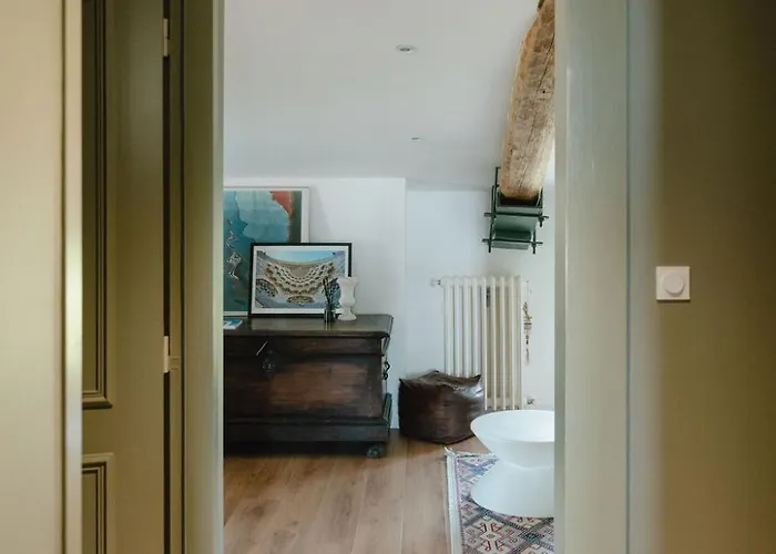Bed and Breakfast Maison Groleau 4*